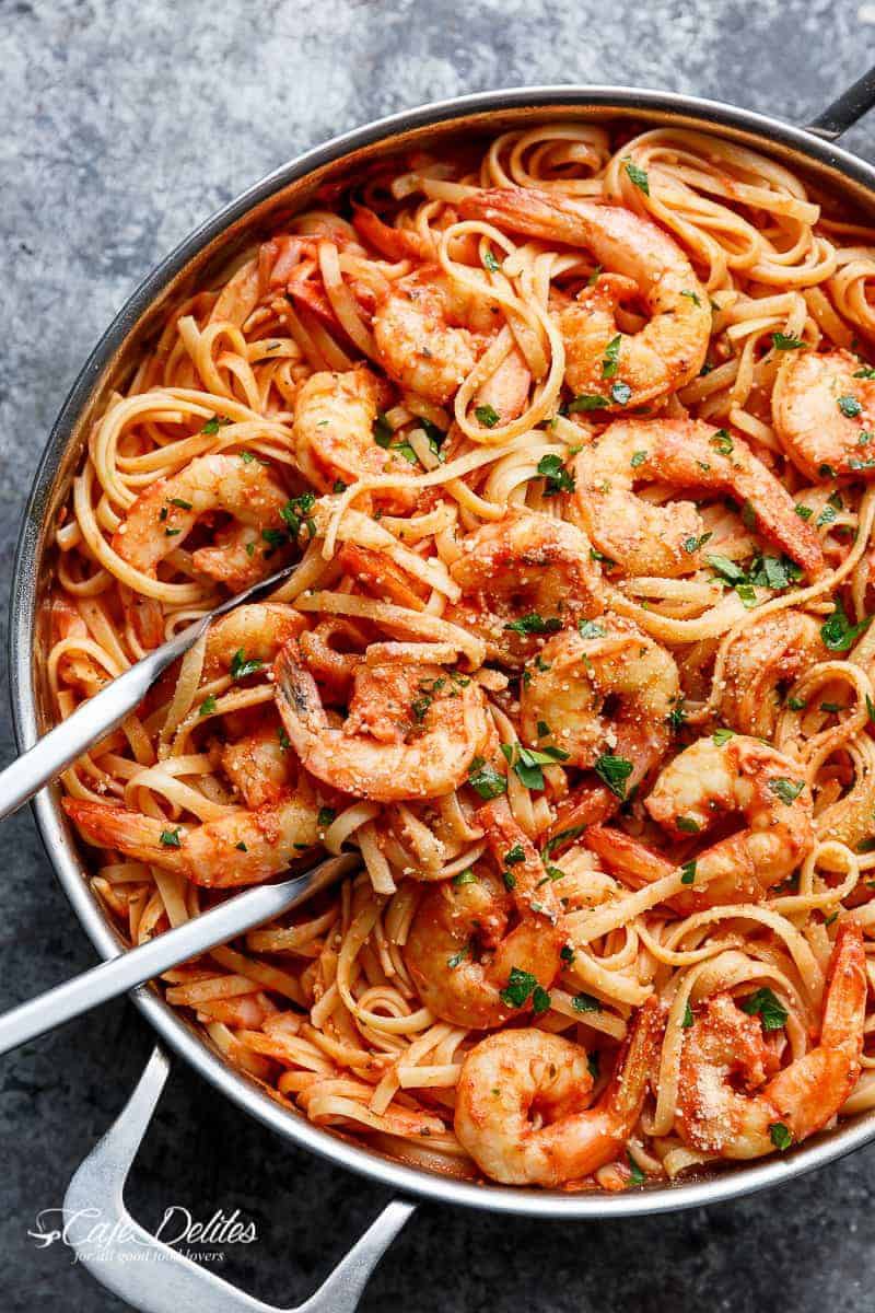 Shrimp Pasta With Tomato Sauce & Cheese ( 1 : 3 )